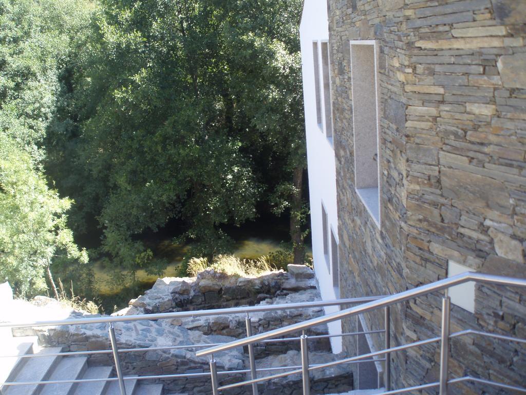 Moinho Da Ponte Velha Pension Bragança Buitenkant foto